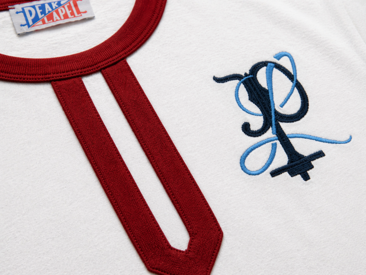Rowing Tee in Maroon