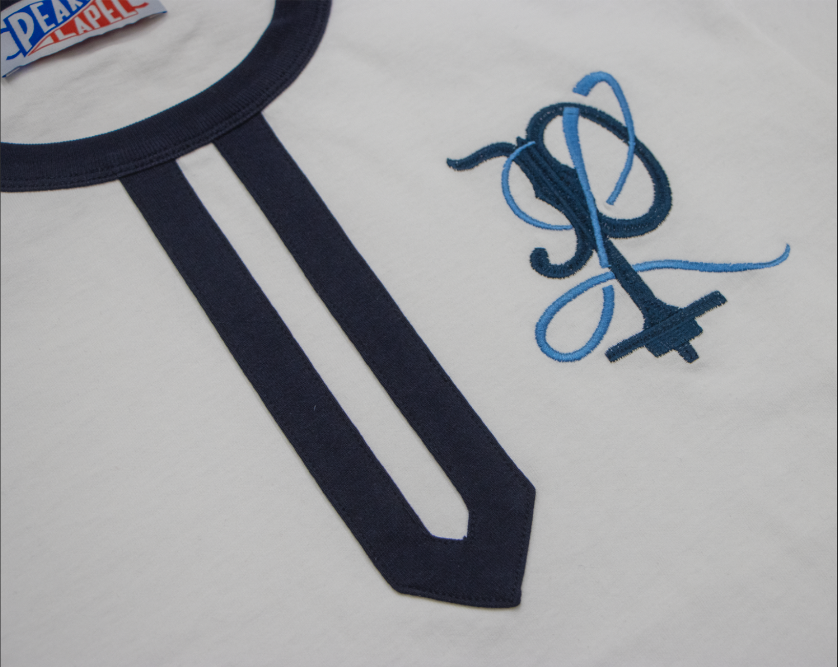 Rowing Tee in Navy